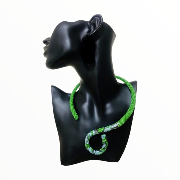 Jurinest necklace on bellafricana marketplace